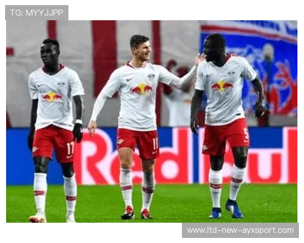 主场战术板上的热区变化提供新型进攻启示