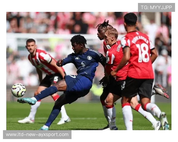 拉什福德弧顶远射曼联再添进球 拉什福德弧顶远射曼联再添进球